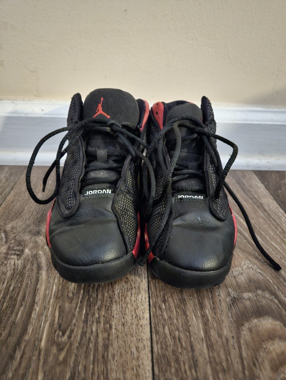 Jordan 13  Kids Black and Red  Sneakers, Size 2.5